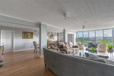 3910 Crystal Lake Drive Deerfield Beach FL 33064