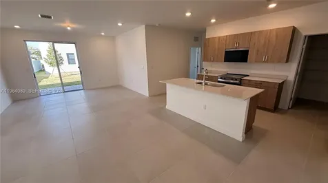 1535 SE 7th Court Homestead FL 33033