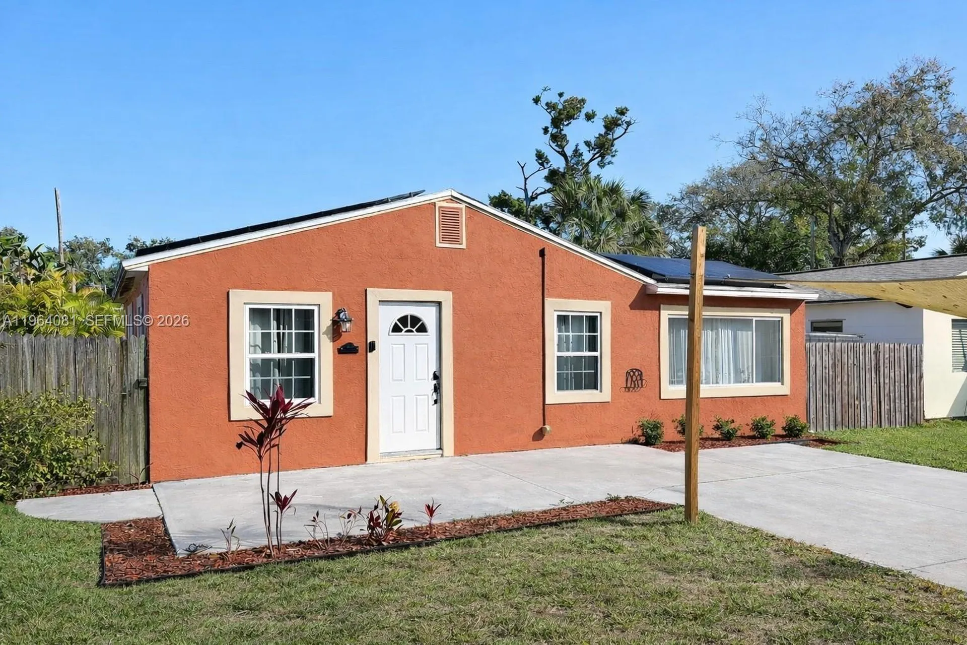 5613 N 19th Avenue S Other City - In The State Of Florida FL 33707