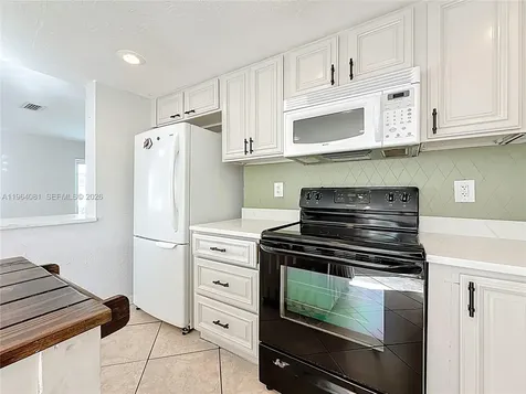 5613 N 19th Avenue S Other City - In The State Of Florida FL 33707