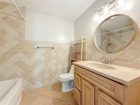 5613 N 19th Avenue S Other City - In The State Of Florida FL 33707