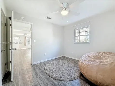 5613 N 19th Avenue S Other City - In The State Of Florida FL 33707