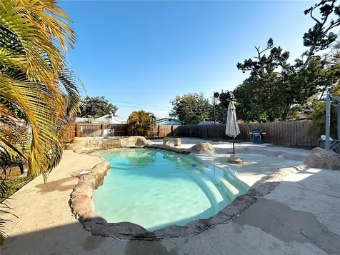 5613 N 19th Avenue S Other City - In The State Of Florida FL 33707