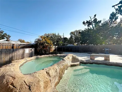 5613 N 19th Avenue S Other City - In The State Of Florida FL 33707
