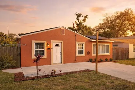 5613 N 19th Avenue S Other City - In The State Of Florida FL 33707