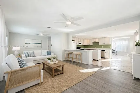 5613 N 19th Avenue S Other City - In The State Of Florida FL 33707