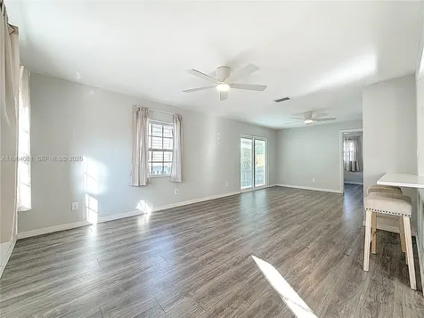 5613 N 19th Avenue S Other City - In The State Of Florida FL 33707