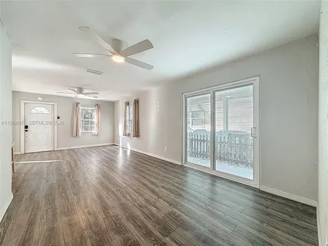 5613 N 19th Avenue S Other City - In The State Of Florida FL 33707