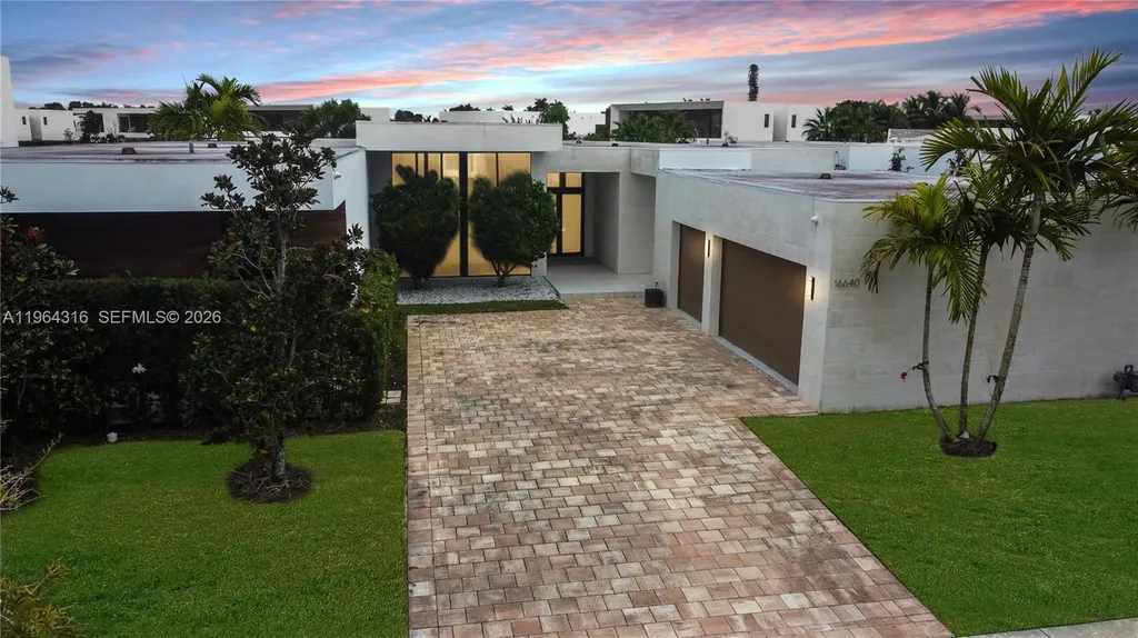 16640 Sunset Way Weston FL 33326