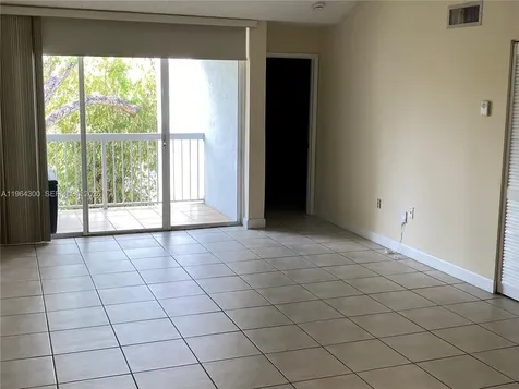 4772 NW 97th Place Doral FL 33178