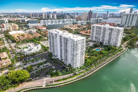2801 NE 183rd Street Aventura FL 33160