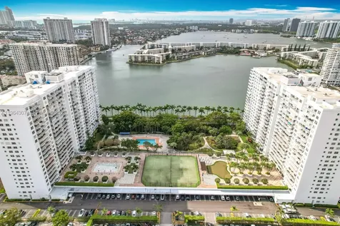 2801 NE 183rd Street Aventura FL 33160