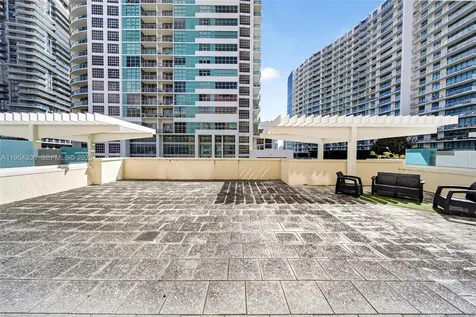 3250 NE 1st Avenue Miami FL 33137