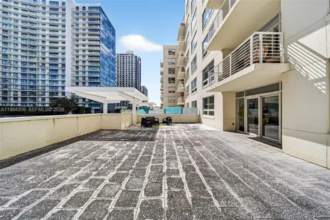3250 NE 1st Avenue Miami FL 33137