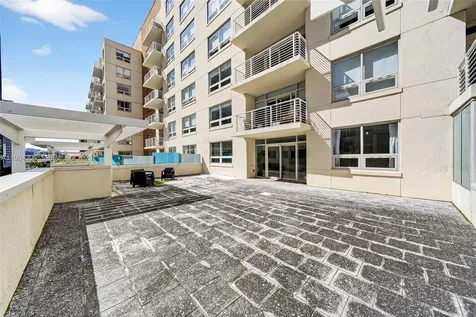 3250 NE 1st Avenue Miami FL 33137