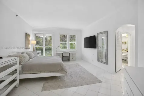 3500 Island Bl Aventura FL 33160