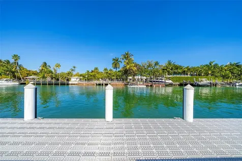 1031 W 48th Street Miami Beach FL 33140