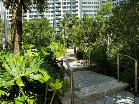 1500 Bay Road Miami Beach FL 33139