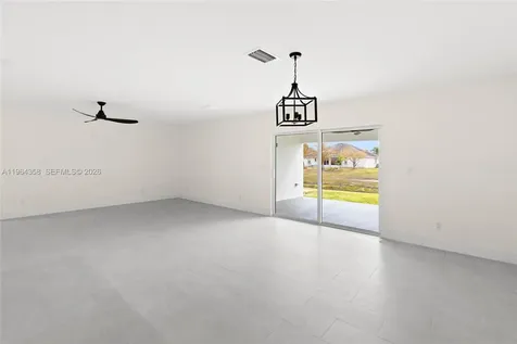 560 SW Carter Avenue Port St. Lucie FL 34983