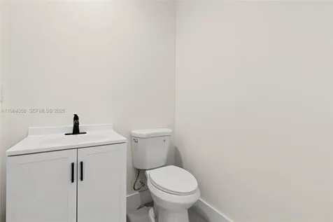 560 SW Carter Avenue Port St. Lucie FL 34983