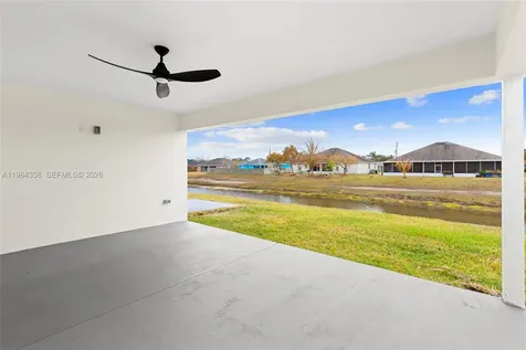 560 SW Carter Avenue Port St. Lucie FL 34983