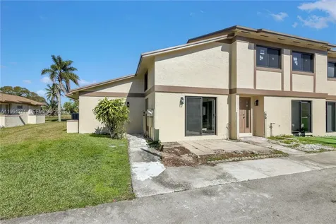 10675 NW 30th Place Sunrise FL 33322