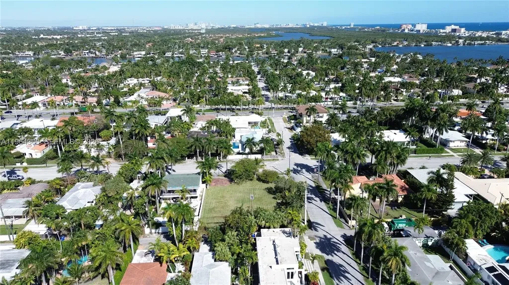1000 Harrison Street Hollywood FL 33019