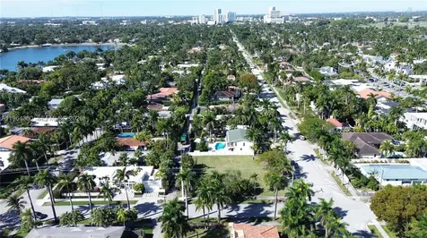 1000 Harrison Street Hollywood FL 33019