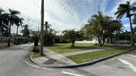 1000 Harrison Street Hollywood FL 33019