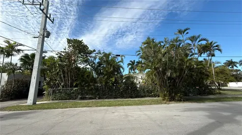 1000 Harrison Street Hollywood FL 33019
