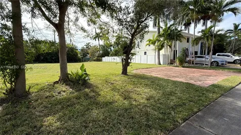 1000 Harrison Street Hollywood FL 33019
