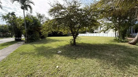 1000 Harrison Street Hollywood FL 33019