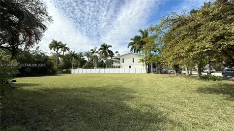 1000 Harrison Street Hollywood FL 33019