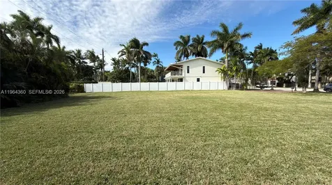 1000 Harrison Street Hollywood FL 33019