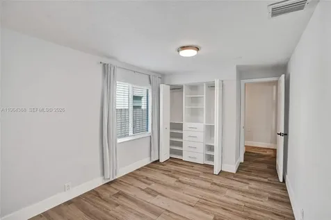 1517 Moffett Street Hollywood FL 33020