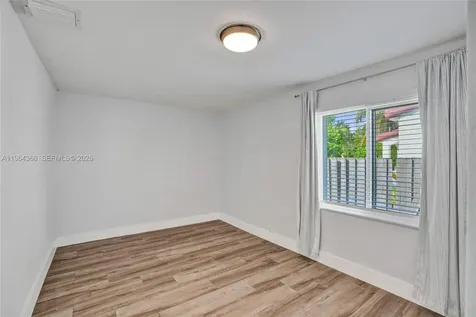 1517 Moffett Street Hollywood FL 33020