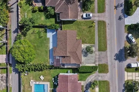 1517 Moffett Street Hollywood FL 33020