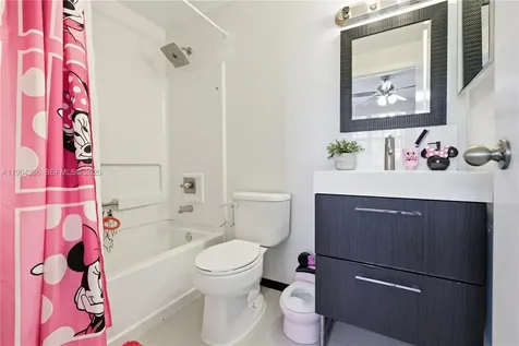 2 Simonton Circle Weston FL 33326