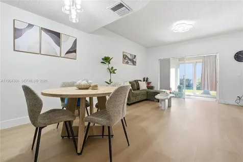 2 Simonton Circle Weston FL 33326
