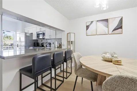2 Simonton Circle Weston FL 33326