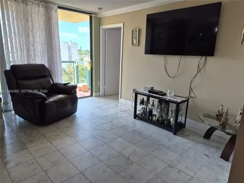 11800 SW 18th Street Miami FL 33175