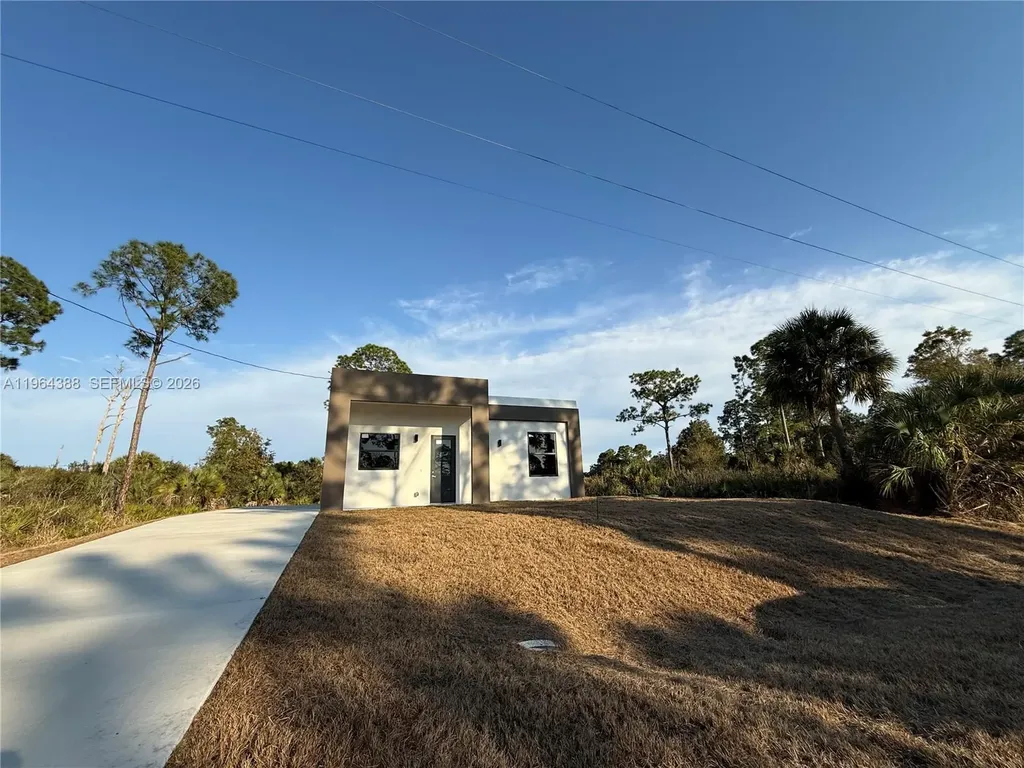 133 Nacelle Avenue Lehigh Acres FL 33974