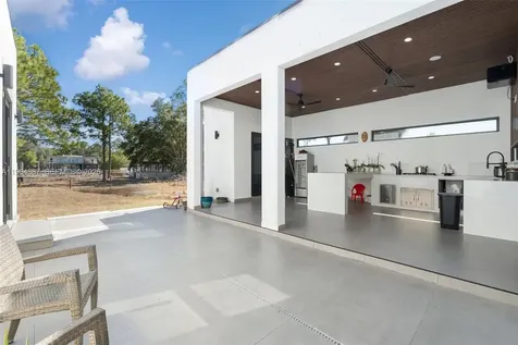 345 N Jinete Street Clewiston FL 33440