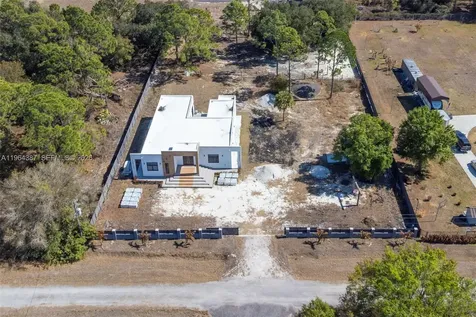 345 N Jinete Street Clewiston FL 33440