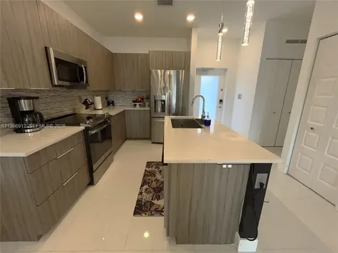 4745 NW 84th Court Doral FL 33166
