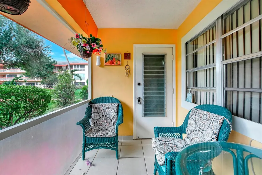 5300 Washington Street Hollywood FL 33021