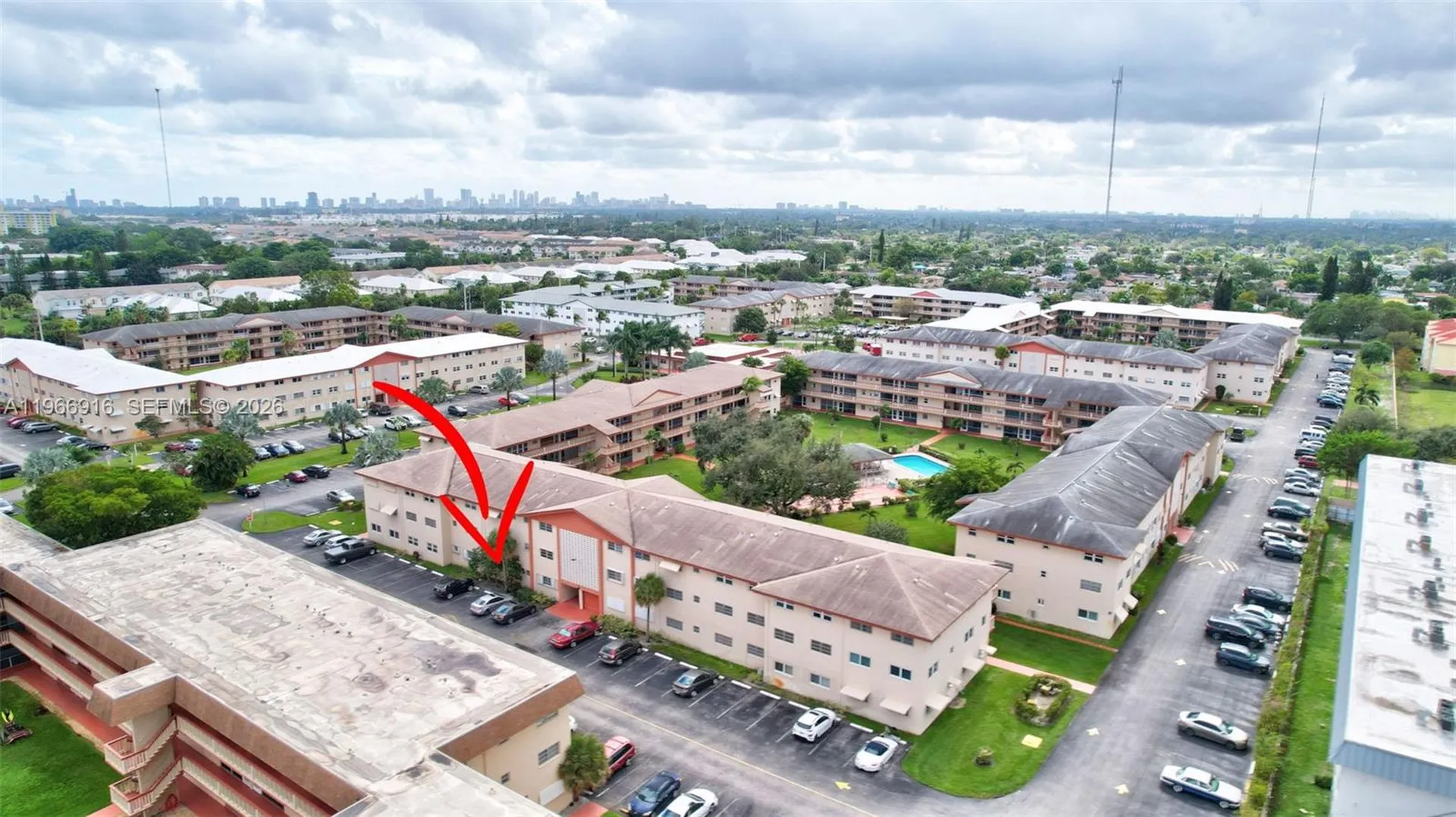 5300 Washington Street Hollywood FL 33021