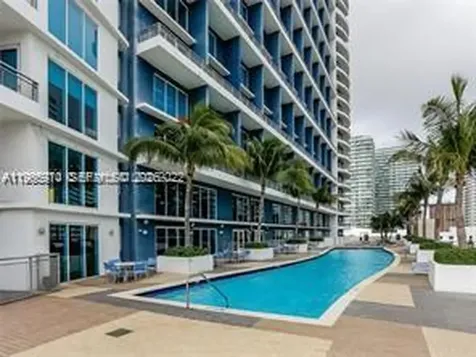 60 SW 13th Street Miami FL 33130