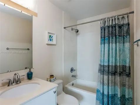 60 SW 13th Street Miami FL 33130
