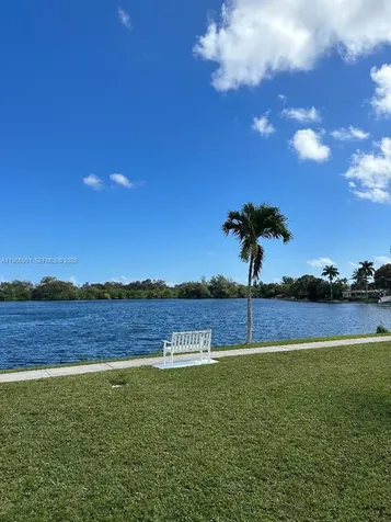 2300 Park Lane Hollywood FL 33021
